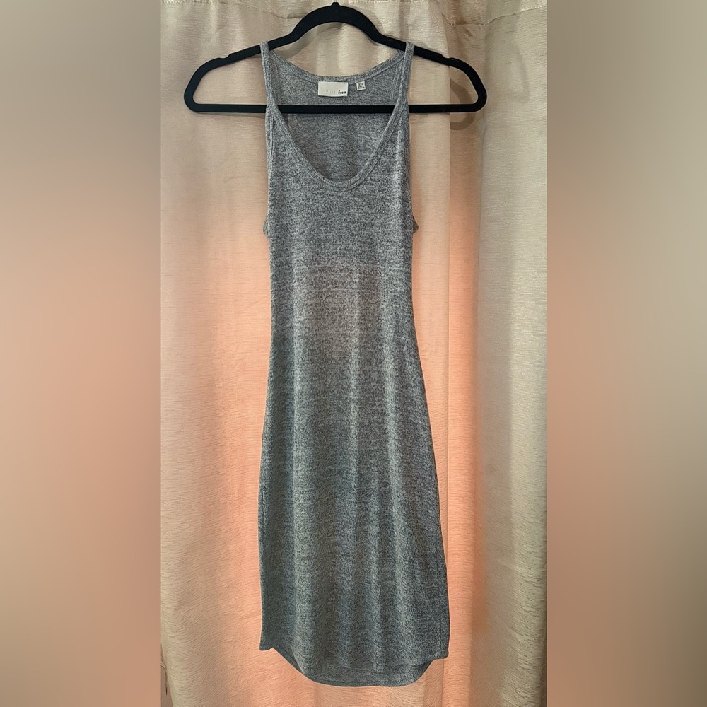 Aritzia Wilfred Free Light Heather Gray Exposed Back Yasmin Midi Dress - Picture 3 of 11